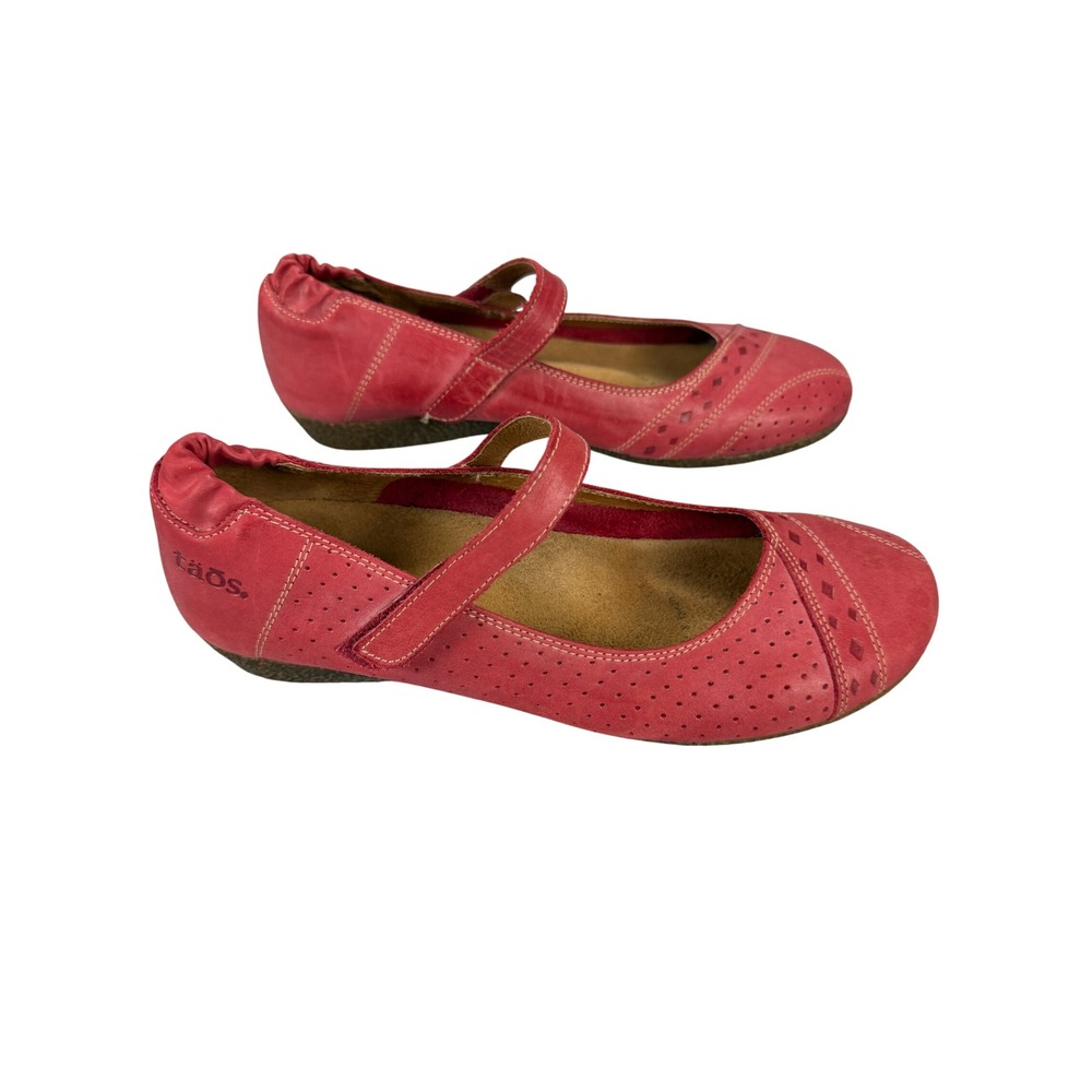 Taos Red Leather Mary Jane Flats Comfort Shoes Spain Size 39